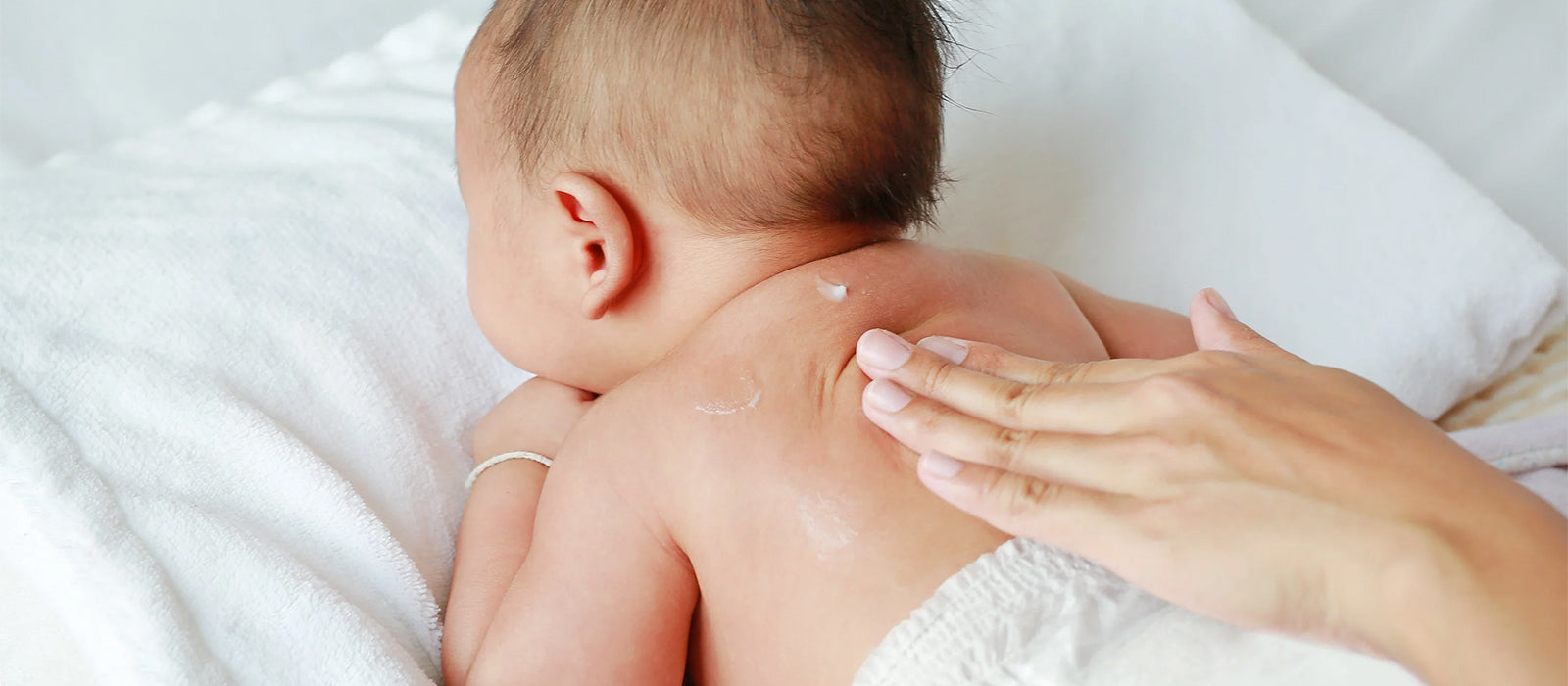 How to Massage Your Baby: Step-by-Step Guide ?